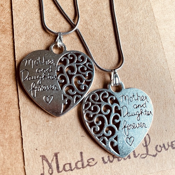 ♥️NWT♥️Mother’s Day Matching Heart 925 Silver Necklaces ♥️Hand Crafted♥️ - Picture 2 of 6